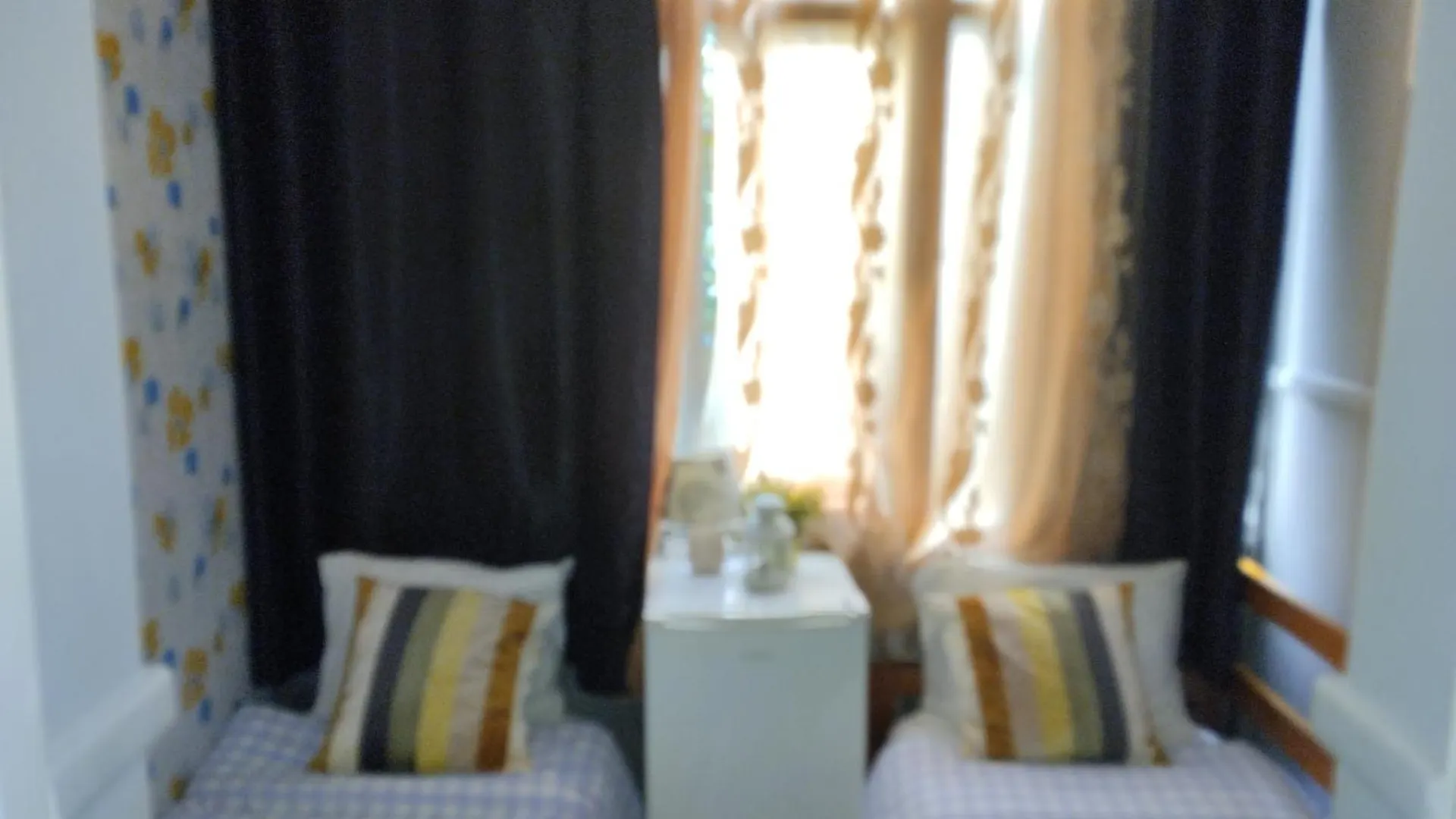 Quarto C Lizbona 0*,